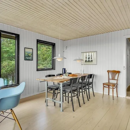 Beautiful In With 3 Bedrooms Fåborg